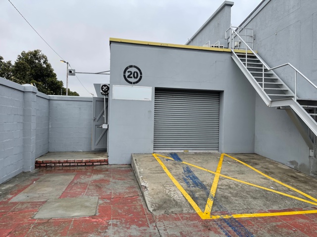 To Let commercial Property for Rent in Maitland Western Cape